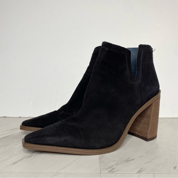 Vince Camuto Welland Black Suede Bootie 10M - Picture 13 of 13